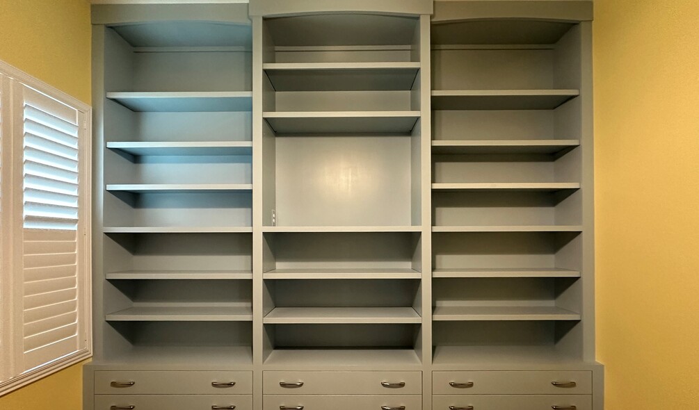 <p>Thick RevolutionPly® Panels used to make closet shelves</p>